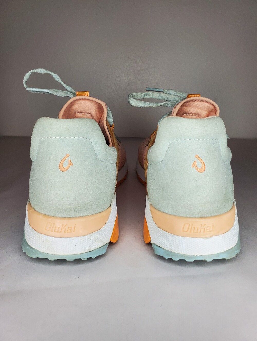 OluKai Wailuku Women’s Athletic Shoes Size 8.5 - Picture 6 of 11